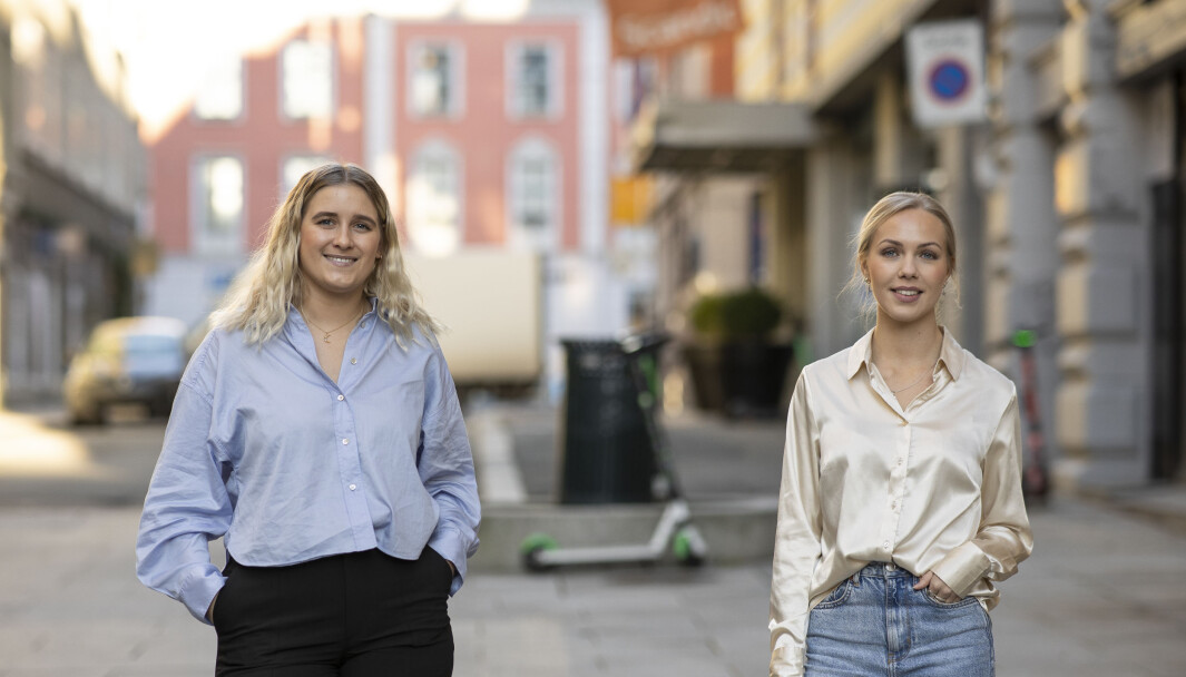 Viktoria Marie Bystøl Baug og Sara Stefansdottir er PR-operatørenes nye juniorrådgivere. De starter i den nye jobben 4.januar 2020. Viktoria Marie Bystøl Baug og Sara Stefansdottir er PR-operatørenes nye juniorrådgivere. De starter i den nye jobben 4.januar 2020.