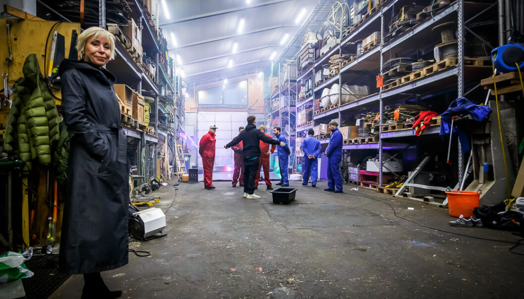 Havforskingsdirektør Sissel Rogne, som sjølv spelte ei rolle i filmen og var entusiastisk med! Havforskingsdirektør Sissel Rogne, som sjølv spelte ei rolle i filmen og var entusiastisk med!