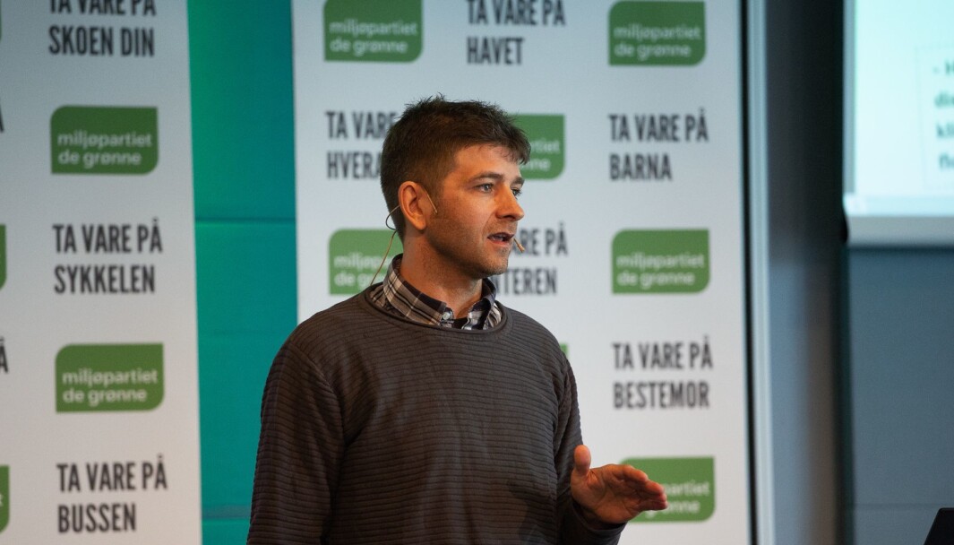 Kommunikasjonssjef Nils Mørk i Miljøpartiet De Grønne. Kommunikasjonssjef Nils Mørk i Miljøpartiet De Grønne.