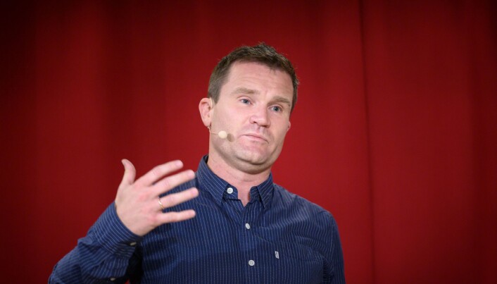 Ketil Raknes, høyskolelektor ved Institutt for kommunikasjon ved Høyskolen Kristiania, mener det må en total oppvask til i Brann. Ketil Raknes, høyskolelektor ved Institutt for kommunikasjon ved Høyskolen Kristiania, mener det må en total oppvask til i Brann.