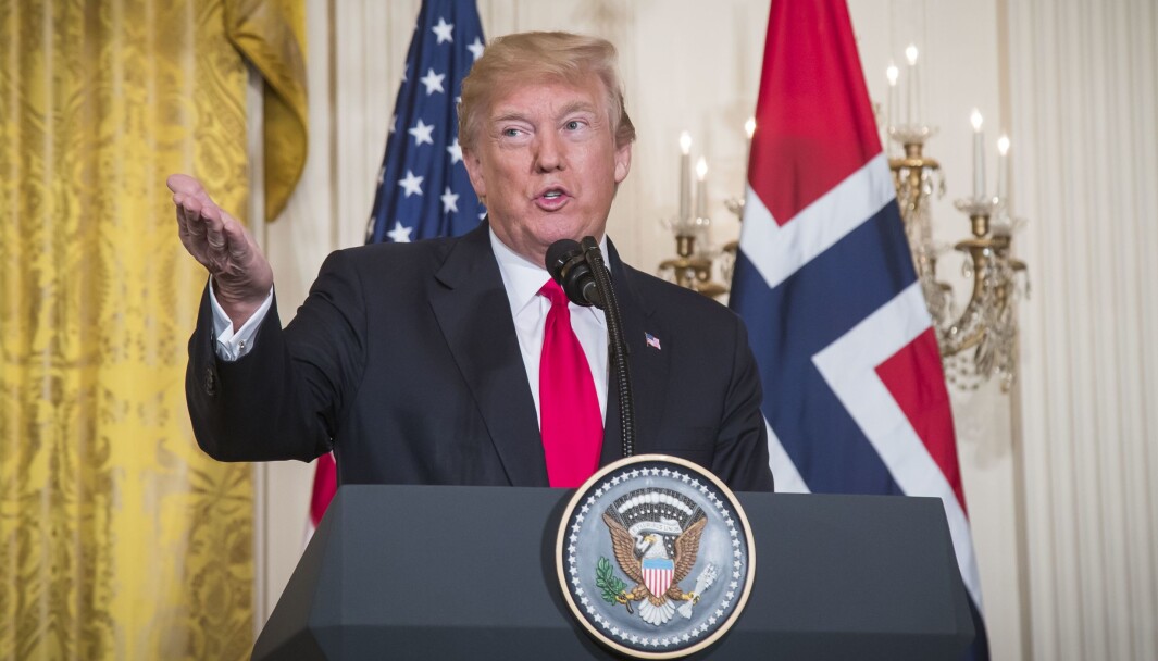YouTube forlenger stengingen av tidligere president Donald Trumps konto. YouTube forlenger stengingen av tidligere president Donald Trumps konto.