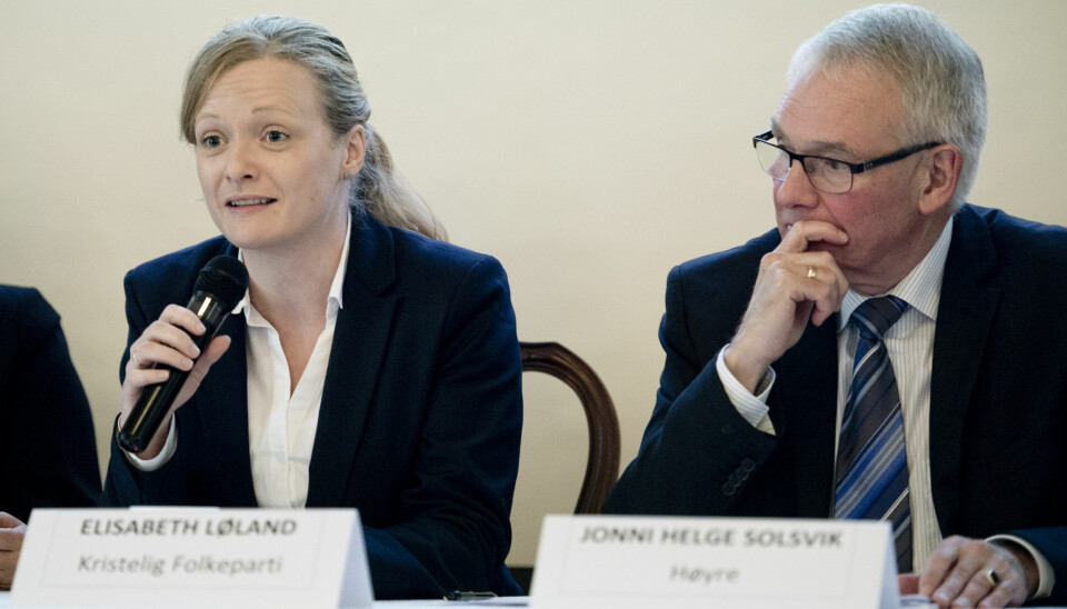 Elisabeth Løland har en fortid som politiker for KrF. Her debatterer hun vernepliktutvalgets rapport i 2015.