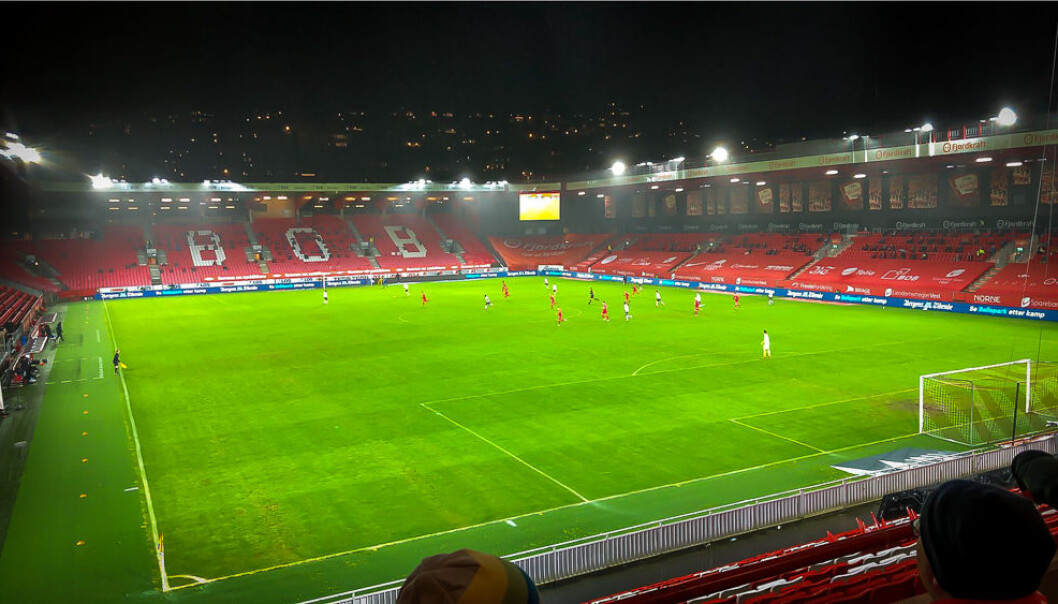 Brann - Odd, 22. desember 2020. Kanskje tidenes siste kamp på Brann stadion med gress som underlag, om styret og administrasjon får det som de vil. Brann - Odd, 22. desember 2020. Kanskje tidenes siste kamp på Brann stadion med gress som underlag, om styret og administrasjon får det som de vil.