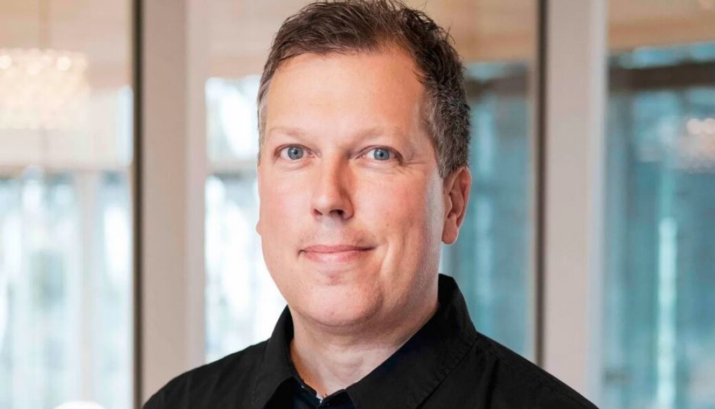 Øyvind Solstad og Vy hev seg på Bernie Sanders-bølgen i forrige uke. Han sier det handler om synlighet i sosiale medier. Øyvind Solstad og Vy hev seg på Bernie Sanders-bølgen i forrige uke. Han sier det handler om synlighet i sosiale medier.