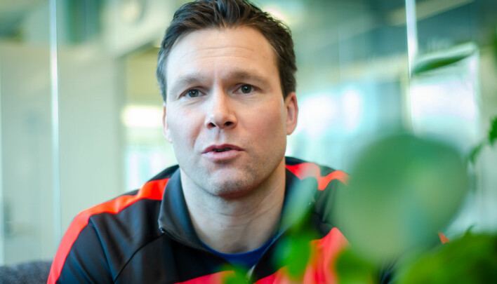 Håkon Opdal er Branns førstekeeper, men han tar seg og tid til å prøve seg som kommunikasjonsrådgiver.