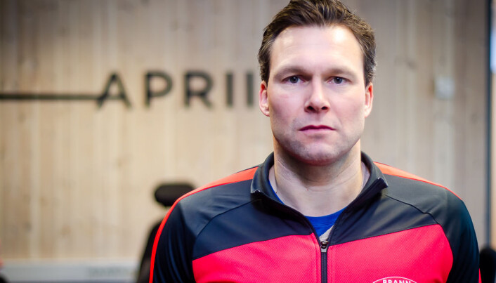 Håkon Opdal har mange års erfaring som keeper på øverste nivå i Norge og på landslaget. Han har delt sine tanker om kommunikasjon på og utenfor banen med KOM24s lesere. Håkon Opdal har mange års erfaring som keeper på øverste nivå i Norge og på landslaget. Han har delt sine tanker om kommunikasjon på og utenfor banen med KOM24s lesere.