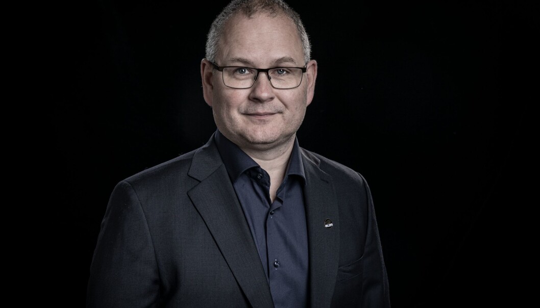 – Jeg opplever å bety mye for dem jeg legger til rette for med tanke på informasjonsflyt, for eksempel spillerne i klubben. – Jeg opplever å bety mye for dem jeg legger til rette for med tanke på informasjonsflyt, for eksempel spillerne i klubben.