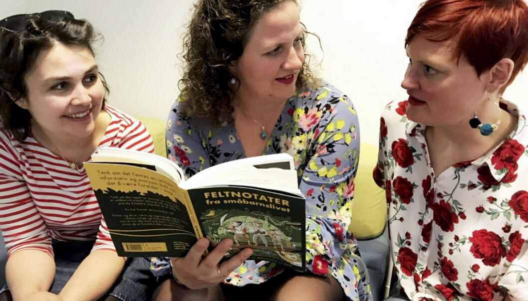 Kristin Storrusten (midten) har gitt ut tre bøker tidligere, blant annet «Feltnotater fra småbarnslivet» sammen med Therese G. Eide og Heidi Bøhagen. Kristin Storrusten (midten) har gitt ut tre bøker tidligere, blant annet «Feltnotater fra småbarnslivet» sammen med Therese G. Eide og Heidi Bøhagen.