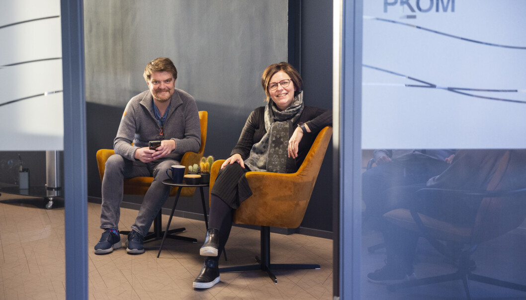 Partnet Torkil Marsdal Hanssen sammen med partner og daglig leder Turid Hatling Finne i PKOM. Partnet Torkil Marsdal Hanssen sammen med partner og daglig leder Turid Hatling Finne i PKOM.