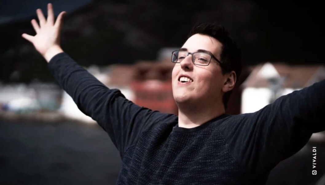Preben Fjell, kjent som Prebz i Prebz og Dennis, går til nettleseren Vivaldi. Preben Fjell, kjent som Prebz i Prebz og Dennis, går til nettleseren Vivaldi.