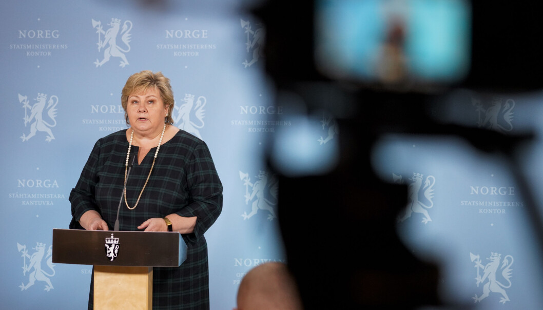 Oslo 20210302.
Statsminister Erna Solberg møter pressen på Statsministerens kontor tirsdag kveld.
Foto: Heiko Junge / NTB Oslo 20210302.
Statsminister Erna Solberg møter pressen på Statsministerens kontor tirsdag kveld.
Foto: Heiko Junge / NTB