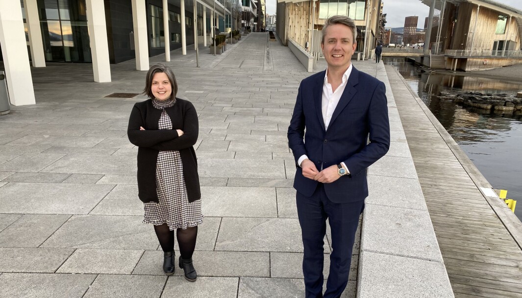 Kaia Tetlie og Håkon Rønning rykker begge opp og blir managing partnere i Corporate Communications. Kaia Tetlie og Håkon Rønning rykker begge opp og blir managing partnere i Corporate Communications.