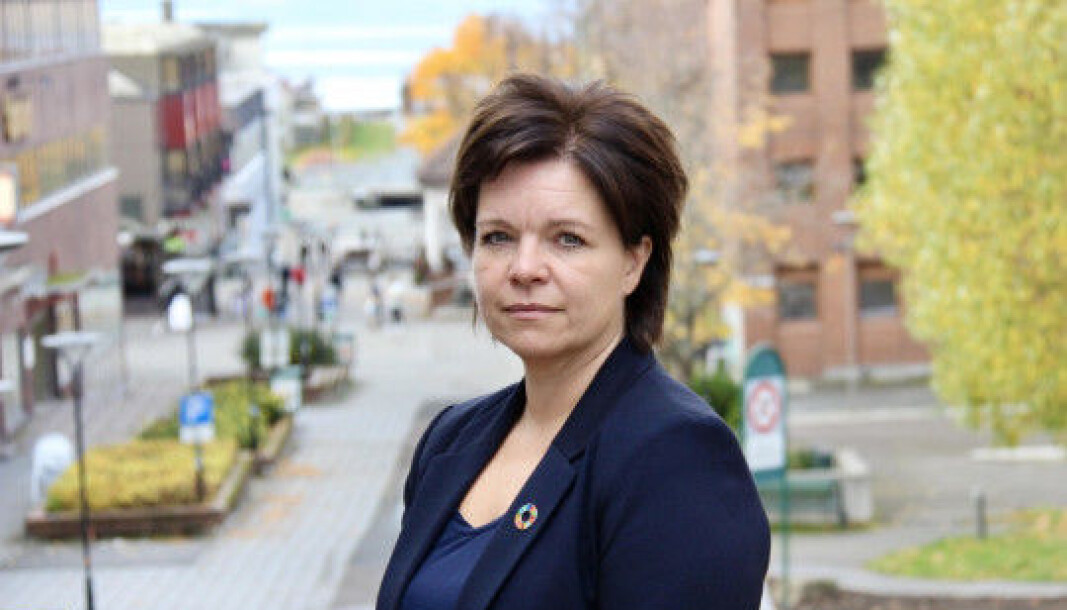 Connie Slettan Olsen har takket ja til stilling som kommunalsjef for Kommunikasjon, digitalisering og fellestjenester i Meløy kommune. Connie Slettan Olsen har takket ja til stilling som kommunalsjef for Kommunikasjon, digitalisering og fellestjenester i Meløy kommune.