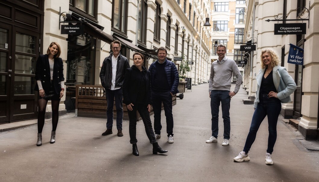 Fra venstre styreleder Masha Scekic sammen med Sten Bråthen, Lena Sarset, Jo-Øystein Slinde, Sverre Vinje og Kine Wølneberg. Fra venstre styreleder Masha Scekic sammen med Sten Bråthen, Lena Sarset, Jo-Øystein Slinde, Sverre Vinje og Kine Wølneberg.