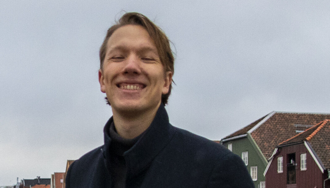 Benjamin Bekken(24) studerer Medievitenskap ved NTNU i Trondheim, i egen hjemby. Benjamin Bekken(24) studerer Medievitenskap ved NTNU i Trondheim, i egen hjemby.