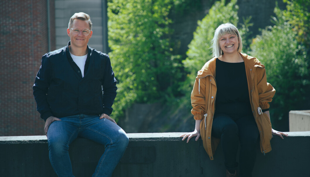 Rebecca Egebjerg er ansatt som seniordesigner i PR- og reklamebyrået JCP PRAD. Her sammen med byråsjef Lars Eia Kirkholm (t.v). Rebecca Egebjerg er ansatt som seniordesigner i PR- og reklamebyrået JCP PRAD. Her sammen med byråsjef Lars Eia Kirkholm (t.v).
