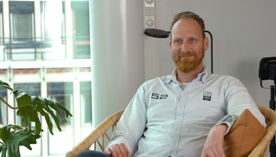 Tommy Johansen i Veidekke tok imot prisen de vant i kategorien «bærekraftig HR». Tommy Johansen i Veidekke tok imot prisen de vant i kategorien «bærekraftig HR».