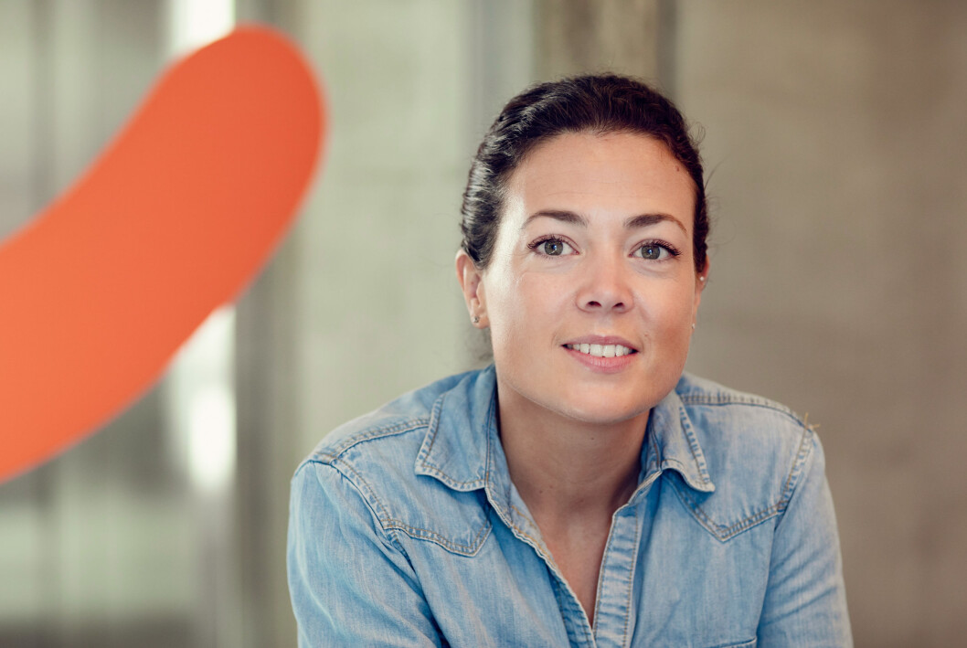 Kommunikasjonssjef i Vipps Hanne Kjærnes, svarer de som mener Vipps ikke burde støtte Oslo Pride. Kommunikasjonssjef i Vipps Hanne Kjærnes, svarer de som mener Vipps ikke burde støtte Oslo Pride.