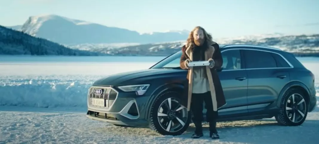 Før Audi i Tyskland hadde godkjent ideen var Kristoffer Hivju på plass for castingprøve – Tirsdag vant de bronse i «VM i reklame»
