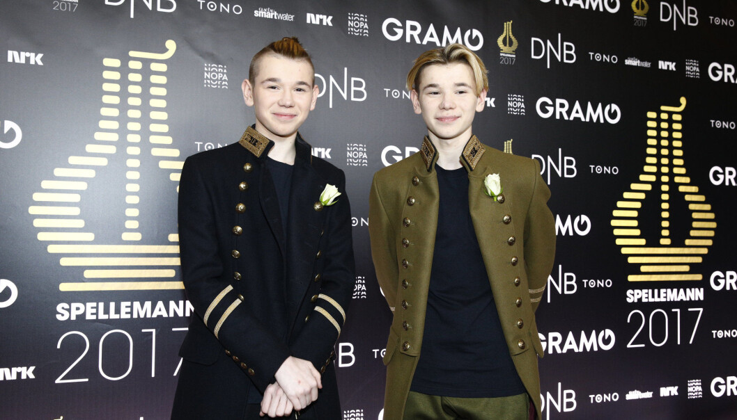 Artistene Marcus og Martinus Gunnarsen på den røde løperen for Spellemannprisen 2017. Nå får de kjeft av Forbrukertilsynet. Foto: Audun Braastad / NTB Artistene Marcus og Martinus Gunnarsen på den røde løperen for Spellemannprisen 2017. Nå får de kjeft av Forbrukertilsynet. Foto: Audun Braastad / NTB
