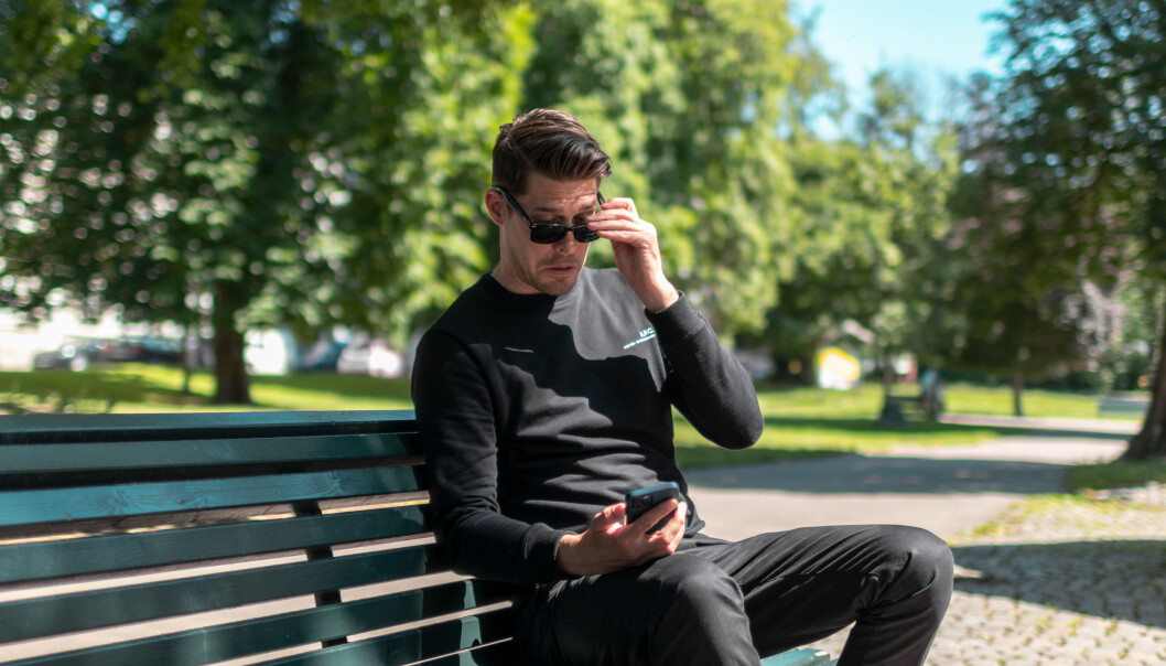 – Det er et lite miljø, både på kunde og byråsiden. Du vet aldri når og i hvilken rolle du treffer folk igjen, så jobb for flest mulig hyggelige gjensyn. – Det er et lite miljø, både på kunde og byråsiden. Du vet aldri når og i hvilken rolle du treffer folk igjen, så jobb for flest mulig hyggelige gjensyn.