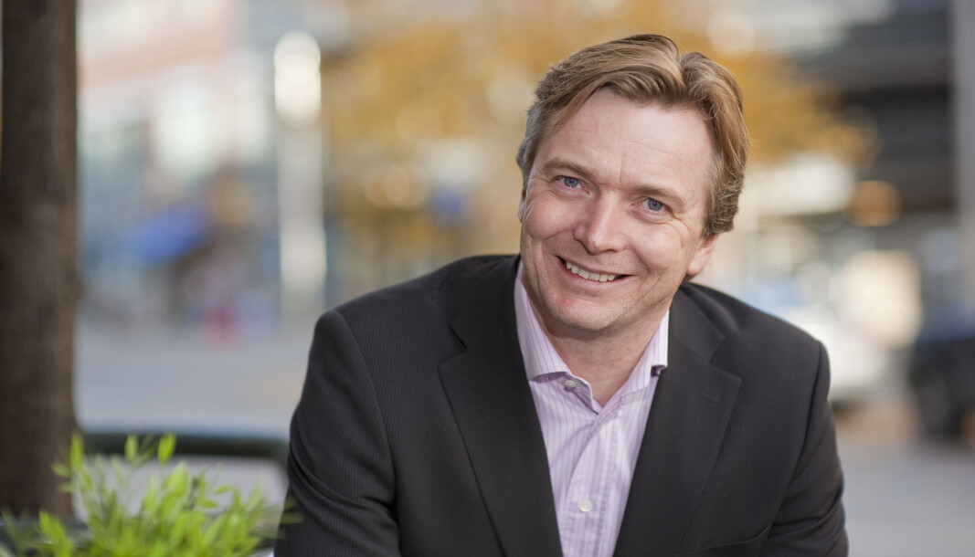Etter 13 gode år i Deloitte går til Forsvarsbygg. – Alle byer har et forsvarsbygg som sin viktigste historiske institusjon, enten det er et fort, et tårn eller en festning. Det er dit du går for å forstå hvordan samfunnet har vokst frem til det det er i dag. Det er samfunnets grunnmur. Etter 13 gode år i Deloitte går til Forsvarsbygg. – Alle byer har et forsvarsbygg som sin viktigste historiske institusjon, enten det er et fort, et tårn eller en festning. Det er dit du går for å forstå hvordan samfunnet har vokst frem til det det er i dag. Det er samfunnets grunnmur.