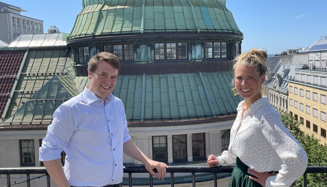 Patric Johann Ligner forlater stillingen som Head of Performance i Komplett.no, og blir ny digital direktør i Starcom, her sammen med byråleder Camilla Halleraker. Patric Johann Ligner forlater stillingen som Head of Performance i Komplett.no, og blir ny digital direktør i Starcom, her sammen med byråleder Camilla Halleraker.