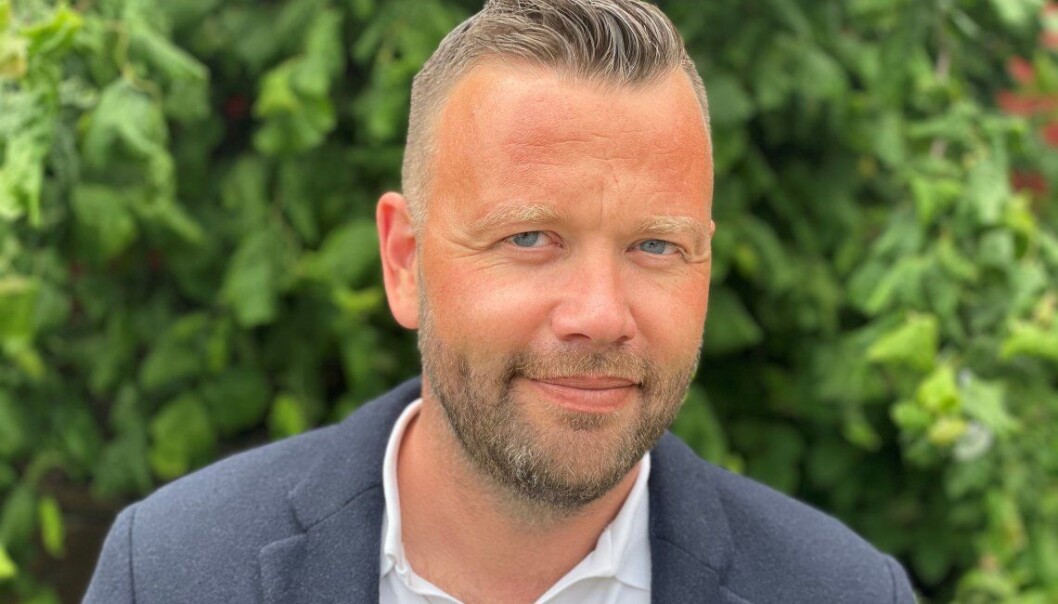 Petter N. Toldnæs har tidligere hatt ansvar for kommunikasjonsstrategi og kanalstrategi, vært pressetalsmann og redaktør, og vært foreleser og kursholder i medietrening og kommunikasjon, blant annet på UiA Petter N. Toldnæs har tidligere hatt ansvar for kommunikasjonsstrategi og kanalstrategi, vært pressetalsmann og redaktør, og vært foreleser og kursholder i medietrening og kommunikasjon, blant annet på UiA