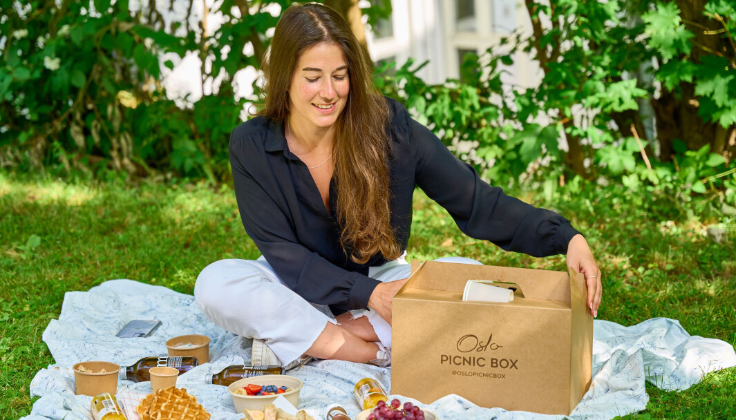 Sharon Elkouby i Oslo Picnic Box. Sharon Elkouby i Oslo Picnic Box.