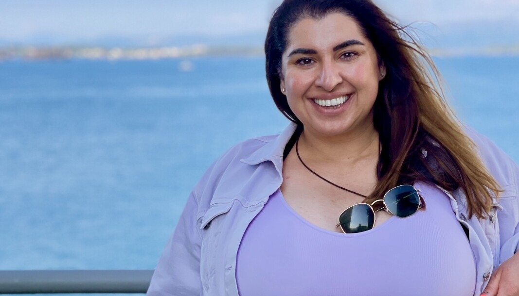 – Jeg tror veldig mange har et bilde av at det bare er pappaer, onkler og bestefedre som handler garderoben sin hos Dressmann, sier kjedens nye Social media Specialist & Content Creator, Nastaran Kowkabi. – Jeg tror veldig mange har et bilde av at det bare er pappaer, onkler og bestefedre som handler garderoben sin hos Dressmann, sier kjedens nye Social media Specialist & Content Creator, Nastaran Kowkabi.