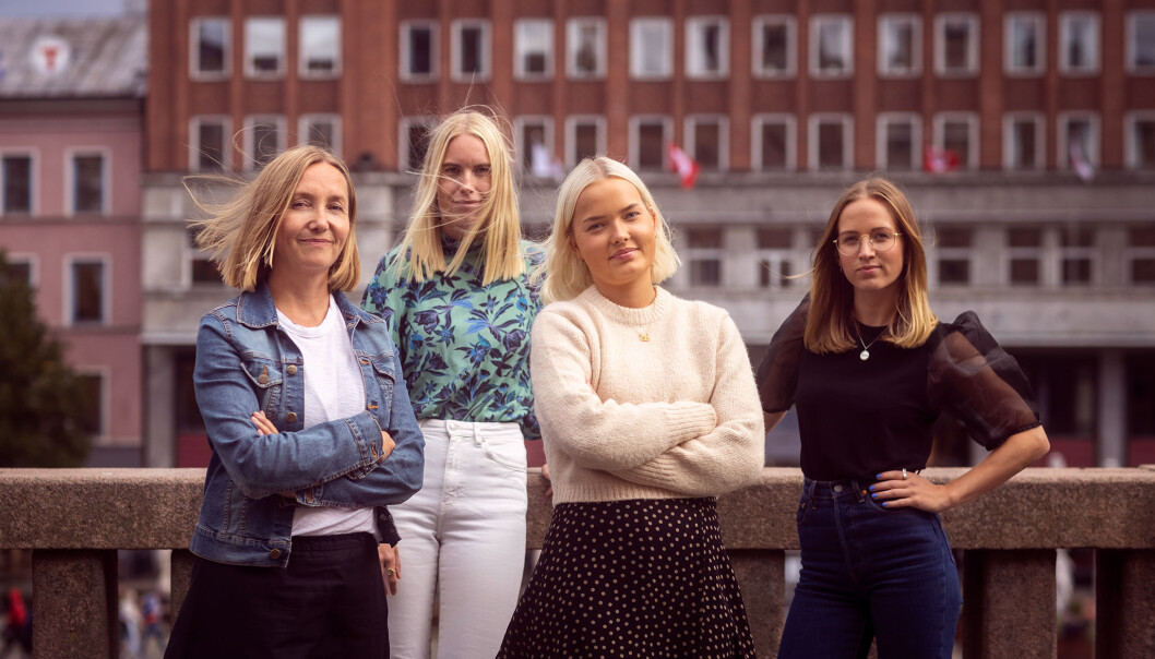 Fra venstre: Bente Kvam Kristoffersen, Anna Kvarberg Ekre, Kine Paulsen Austerslått og Helene Røang Simonsen. Fra venstre: Bente Kvam Kristoffersen, Anna Kvarberg Ekre, Kine Paulsen Austerslått og Helene Røang Simonsen.