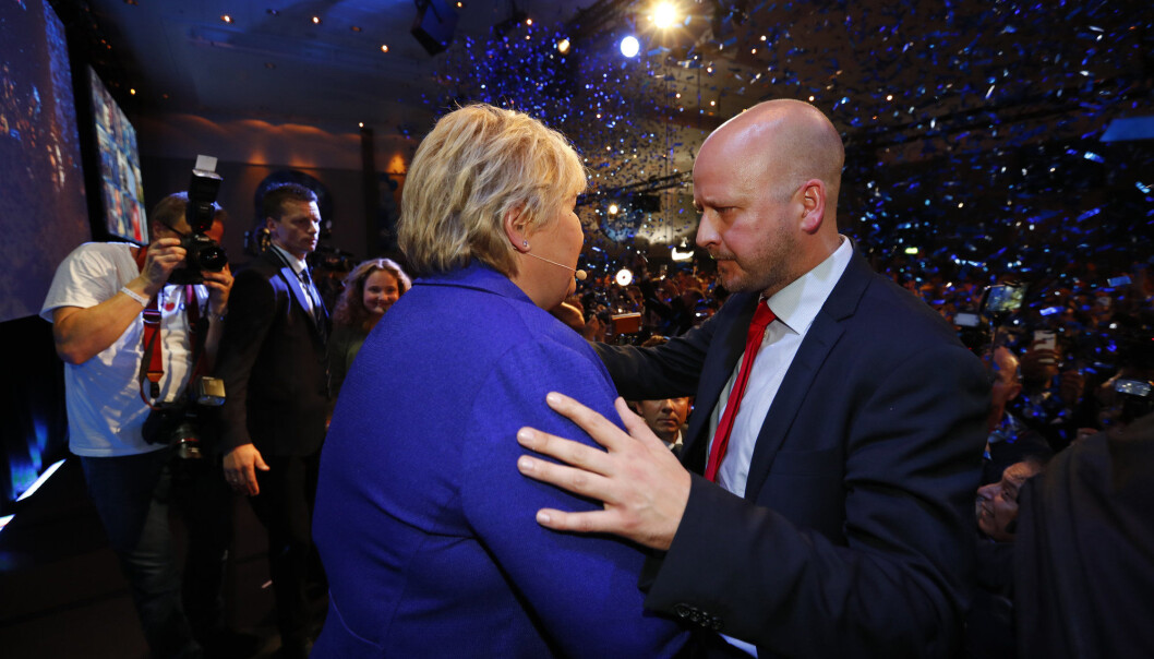 Sigbjørn Aanes (t.h) jobbet tidligere som statssekretær for Erna Solberg. I dag er han rådgiver i First House. .Foto: Heiko Junge / NTB Sigbjørn Aanes (t.h) jobbet tidligere som statssekretær for Erna Solberg. I dag er han rådgiver i First House. .Foto: Heiko Junge / NTB