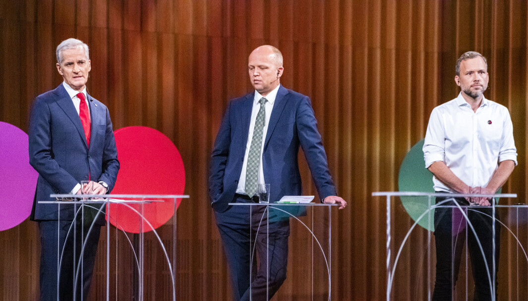 Partilederne for de rødgrønne partiene er skeptiske til å rekruttere fra PR-bransjen i et eventuelt nytt regjeringsapparat. F.v: Ap-leder Jonas Gahr Støre, Sp-leder Trygve Slagsvold Vedum og SV-leder Audun Lysbakken under den NRK-sendte partilederdebatten fra Stormen konserthus i Bodø fredag.Foto: Håkon Mosvold Larsen / NTB Partilederne for de rødgrønne partiene er skeptiske til å rekruttere fra PR-bransjen i et eventuelt nytt regjeringsapparat. F.v: Ap-leder Jonas Gahr Støre, Sp-leder Trygve Slagsvold Vedum og SV-leder Audun Lysbakken under den NRK-sendte partilederdebatten fra Stormen konserthus i Bodø fredag.Foto: Håkon Mosvold Larsen / NTB