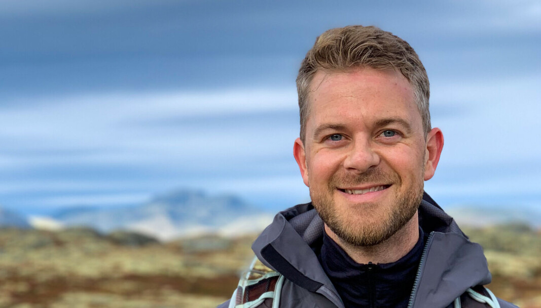 – Jeg får gode assosiasjoner når jeg er på en flyplass, det er en helt egen stemning der. – Jeg får gode assosiasjoner når jeg er på en flyplass, det er en helt egen stemning der.