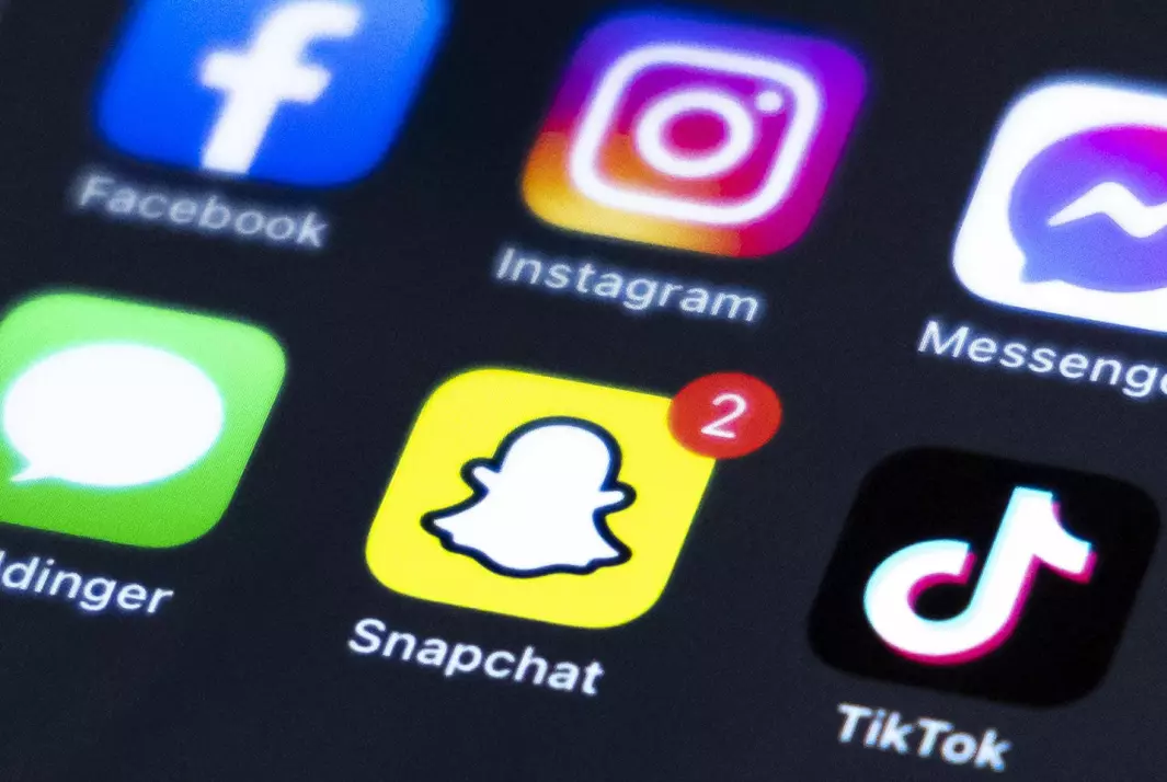 Snapchat vinner de yngste brukerne i Norge, er den hyppigst brukte sosiale medieplattformen som brukes daglig .