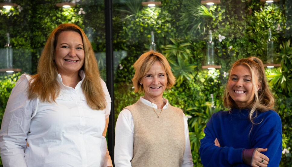 Katrine Torkildsby-Reine (t. v), Elisabeth Underthun Berglie (i midten) og Angelica Prag (t. h.), starter som ledere i Aller Medias kommersielle avdeling som ledes av kommersiell direktør Chris Tallerås Steen.