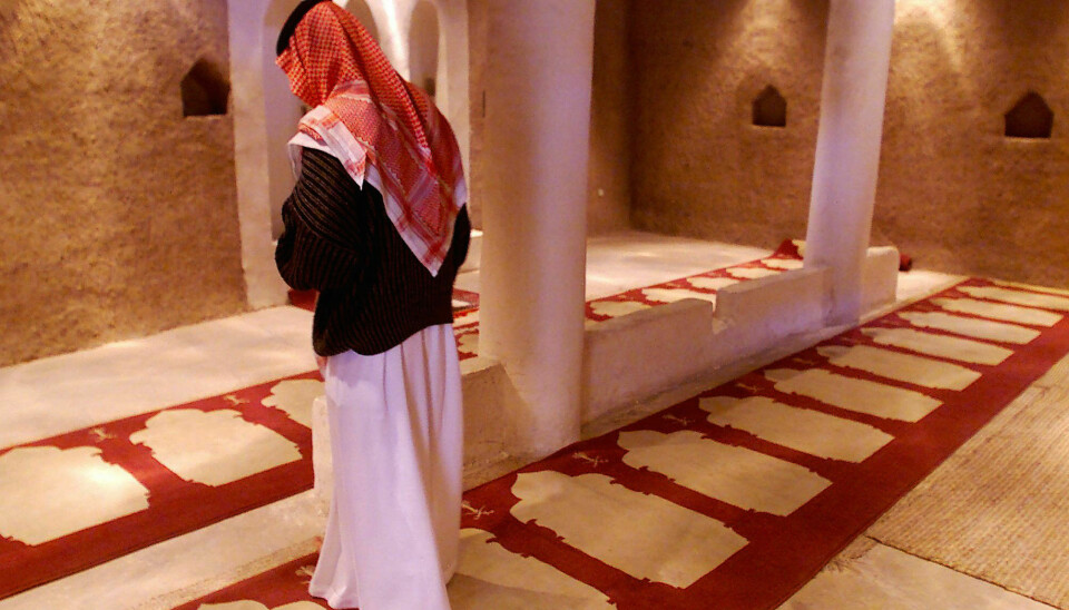RIYADH, Saudi-Arabia 20000125: Musmak festning er nasjonalsymbolet på det saudiarabiske riket. En mann i tradisjonelt antrekk inne i festningen. Foto: Lise Åserud / NTB .