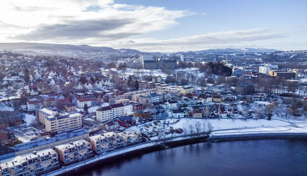 Dronebilder av Bakklandet og NTNU i Trondheim.