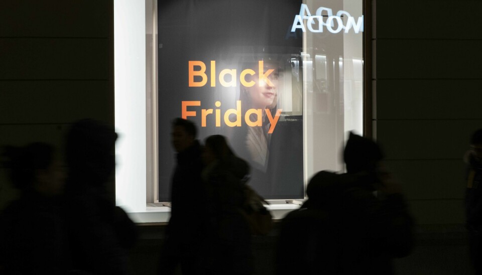 Oslo 20211126. Fredag lokket butikkene kundene med «Black Friday»-tilbud i Oslo.Foto: Erik Johansen / NTB