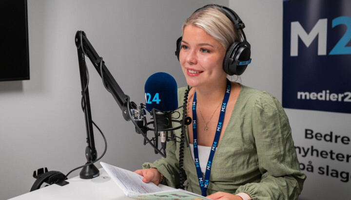 Medierådgiver, Camilla Aanonli, i vårt nye podkaststudio i Torggata 2