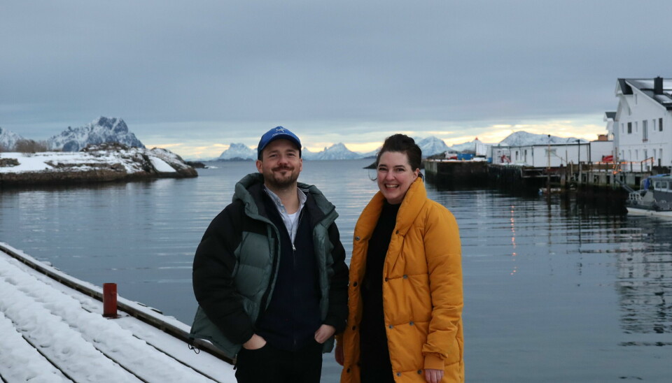 Stian Schultz og Jeanette Jetteng, åpner Nettraketts tredje avdeling i Lofoten.