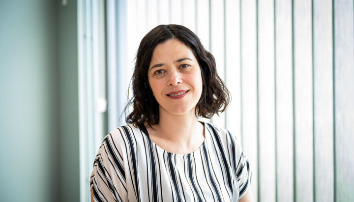 Lilja Westerlund, FHI, sier at budsjettkutt har fått dem til å tenke mer kreativt.
