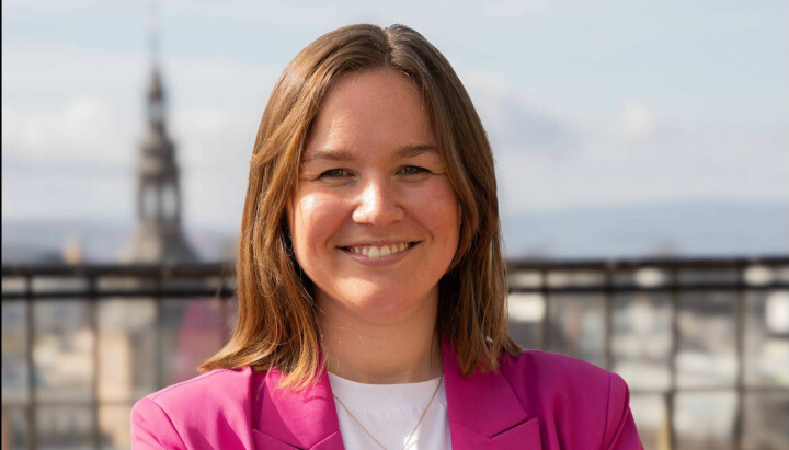 Emma Svarva Giskås (27) er ansatt som ny kommunikasjonssjef i Arbeiderpartiet og Arbeiderpartiets stortingsgruppe.