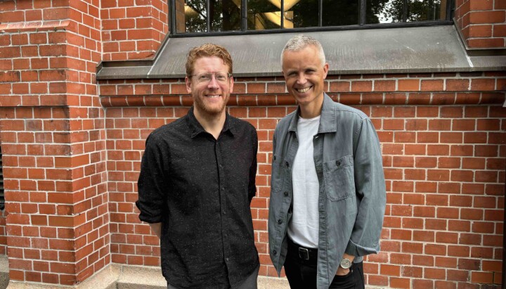 Martin Henriksen (t.v.) er DOGAs nye leder for kommunikasjon og priser. Her sammen med Tor Inge Hjemdal, administrerende direktør for DOGA. Martin Henriksen (t.v.) er DOGAs nye leder for kommunikasjon og priser. Her sammen med Tor Inge Hjemdal, administrerende direktør for DOGA.