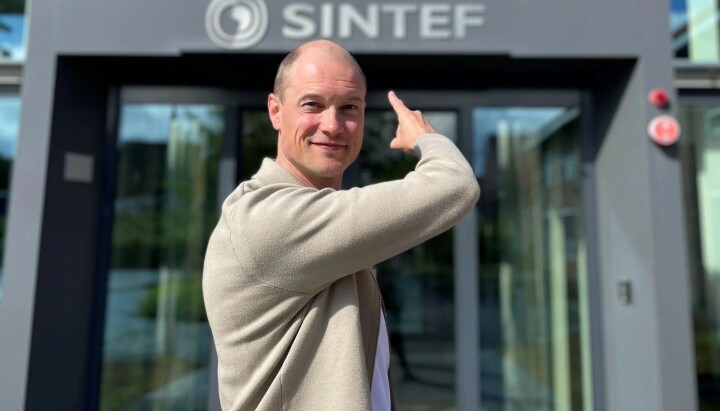 Aksel Faanes Persson (38) er ny kommunikasjonssjef i SINTEF Digital Aksel Faanes Persson (38) er ny kommunikasjonssjef i SINTEF Digital
