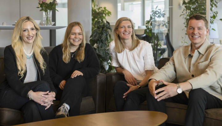 Randi Repstad, Sophie Schmit og Fredrik Bjørlo er på plass i Wergelandsveien 7.