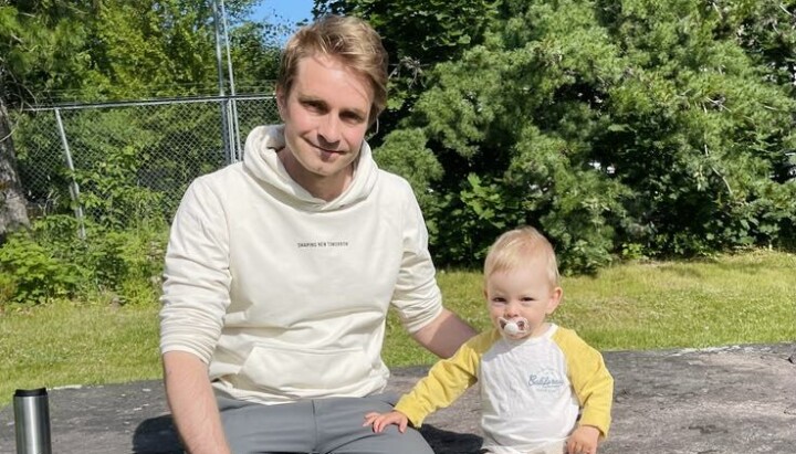 Eirik Nereng har kickstartet sommeren med magisk bryllup i Kroatia til søsteren Emilie Voe Nereng – nå venter en etterlengtet småbarnssommer med sønnen på halvannet år.